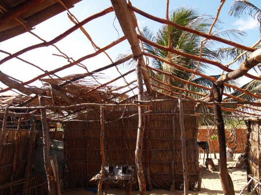 Casa de Palha, with cooking fire, bottom centre 