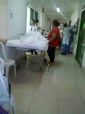 Patients line the corridors. Hospital Geral, Fortaleza.