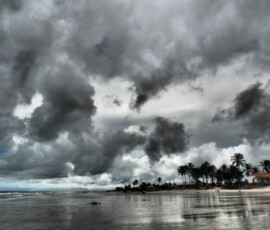 Cloudy day at the beach, Prainha do Canto Verde