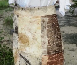 Saia envelope de patchwork, tingida com plantas. Saia envelope de patchwork, tingida com plantas.